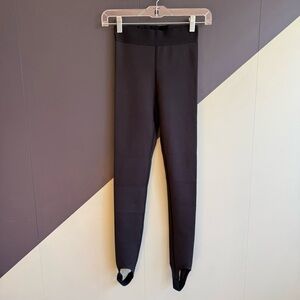 Heroine Sport Black Power Leggings w/ Stirrups, Size XS, EUC